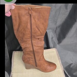 8.5 Women's Wide Calf  Knee-High Boots